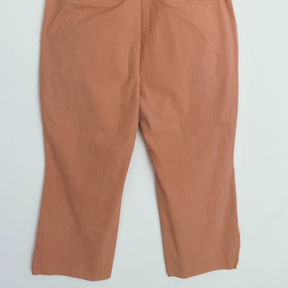 Dockers Stretch Capris, Size 12 - Picture 8 of 9